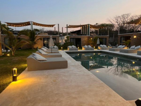 Bora Boutique - Adults Only